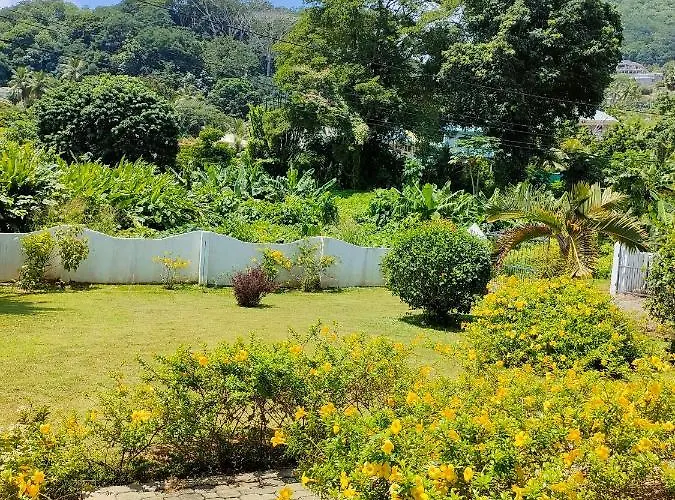 Luana Yuna Villa