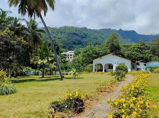 Villa Luana Yuna Au Cap